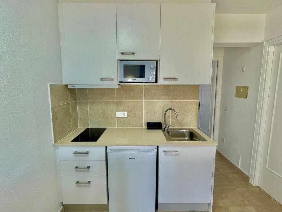 Pura Vida Apartamento Con Piscina Cala'N Blanes (Menorca) Exterior foto